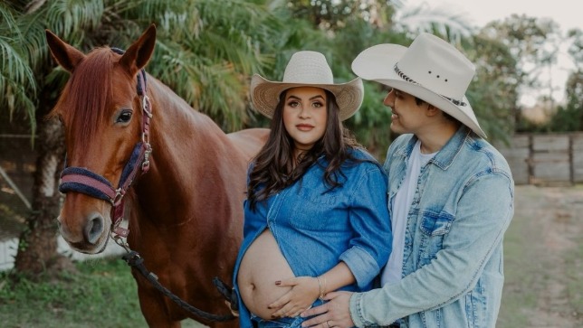 Ensaio gestante country no Rancho Serena